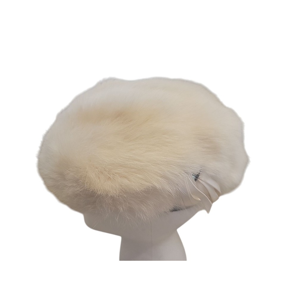 Juli Kay White Fur Hat Women's Designer Winter Accessory Chicago USA Vintage